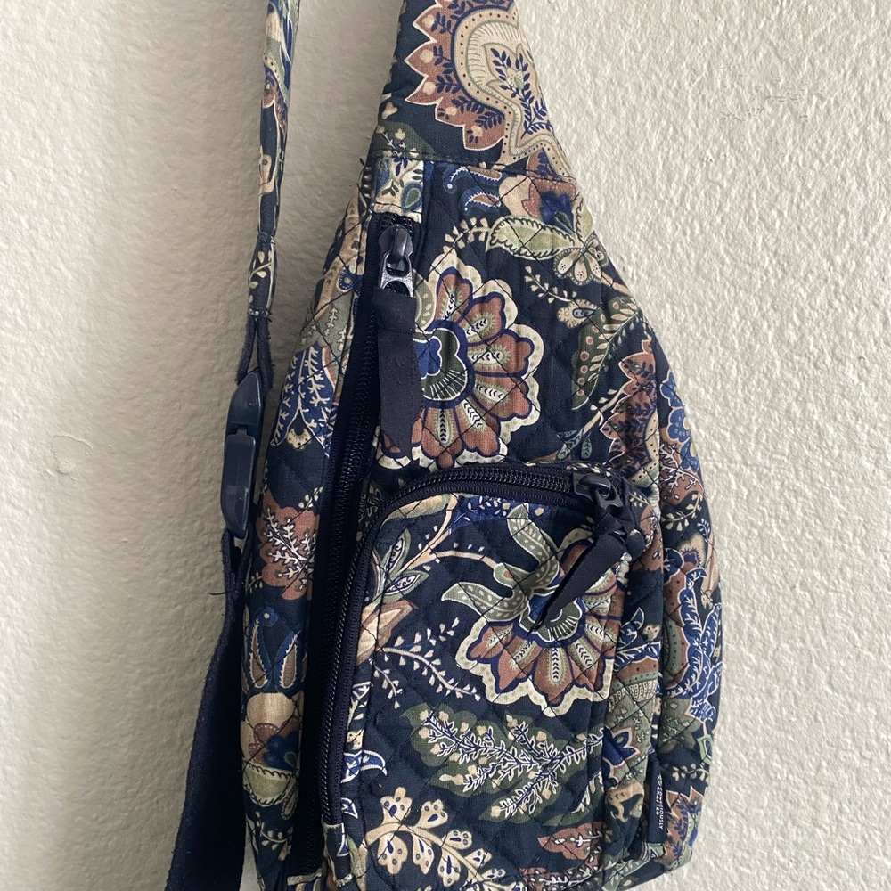 Vera Bradley Floral Quilted Crossbody Sling Bag - Picture 2 of 7